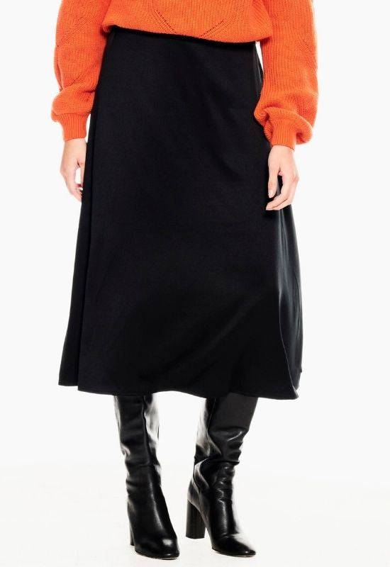 The Tara - Black Midi Skirt - Your Style Your Story