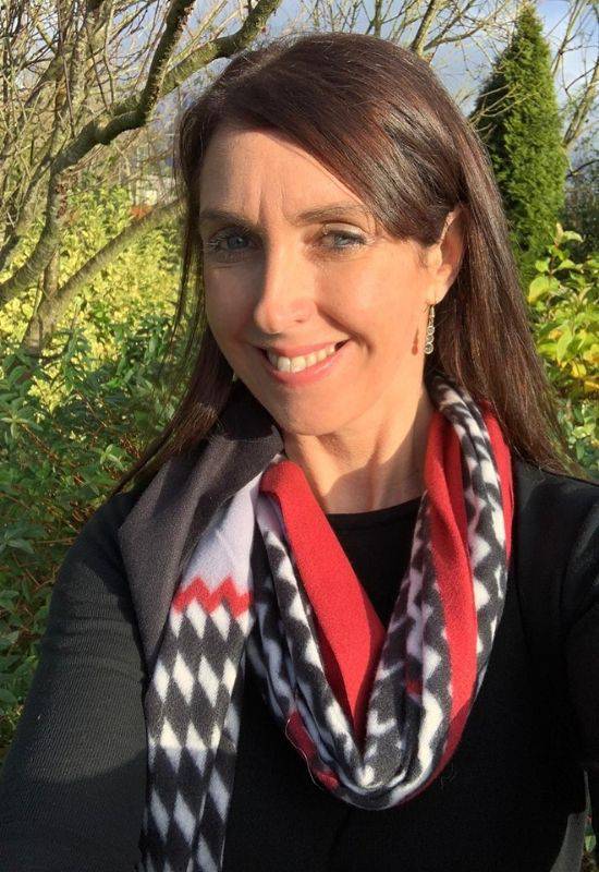 Kate & Pippa Red Allover Print Scarf - Your Style Your Story